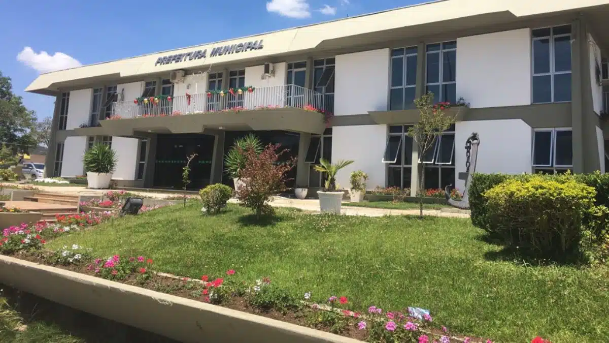 Prefeitura de Almirante Tamandaré nomeia enfermeiros de Concurso Público nº 03/2022