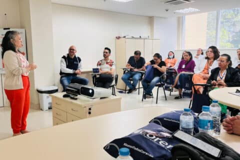Coren-SP realiza capacitação gratuita em Sutura Simples no Instituto de Infectologia Emílio Ribas
